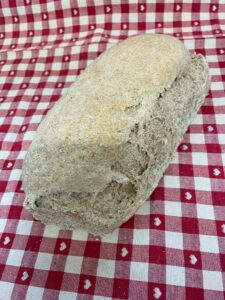 integrale-pane-fresco-cotto-su-forno-a-legna-tradizionale